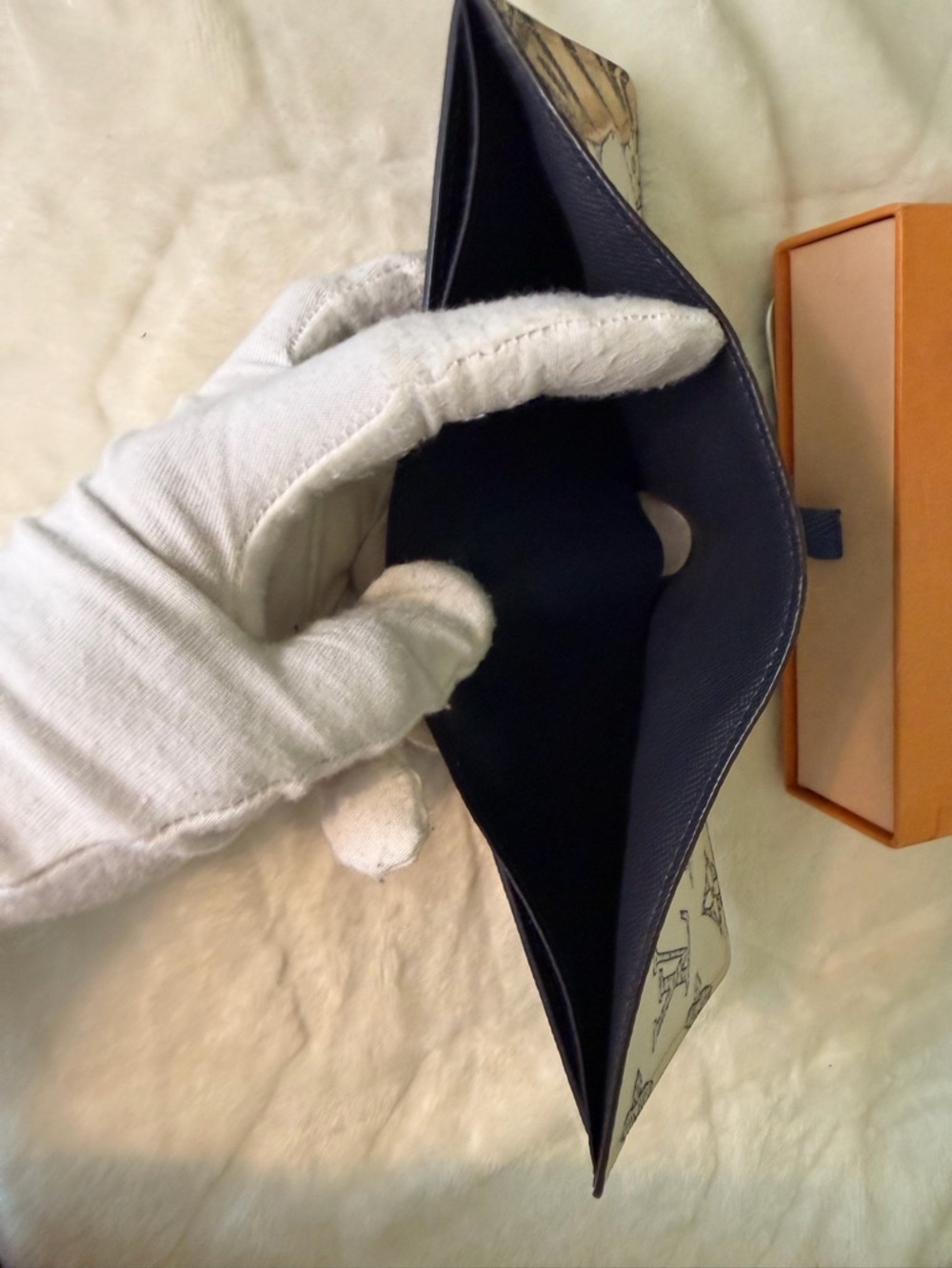 Unique Louis Vuitton x Chapman Brothers Bifold Wallet - Picture 13 of 16